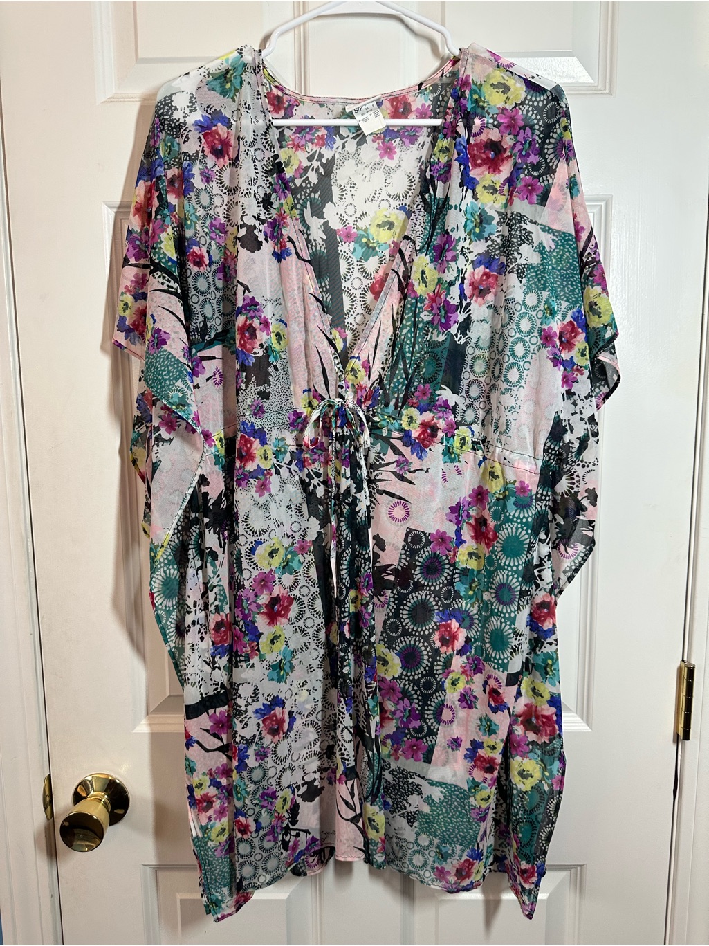 Euc Profile By Gottex Floral Mesh Beach Cover In White, Pink, Purple, Blue Sz Sp